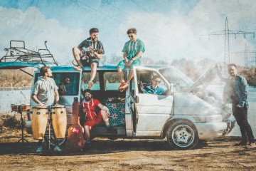 Tourists in a Daydream